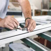 نیرو کار درب و پنجره upvc