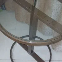 میز آهنی گرد