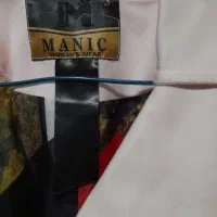 بارانی صورتی کمرنگ|لباس|رشت, حمیدیان|دیوار