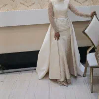 لباس مجلسی|لباس|قدس, شهر‌قدس|دیوار