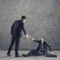 ضامن کارمند میخوام فوری