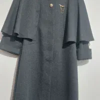 پالتو و مانتو خوش رنگ سایز ۴۲ بفروش می‌رسد