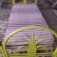 دو کمد دیواری/تخت یک نفره با تشک