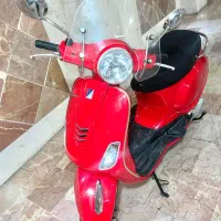 وسپا قرمز Vespa vxl150