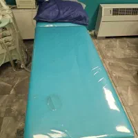 تخت معاینه بیمار
