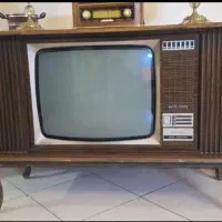 تلوزیون چوبی|کلکسیون اشیاء عتیقه|مشکین‌دشت, |دیوار