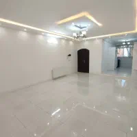 متراژ-105-متر-حاشیه-خیابان-20-متری