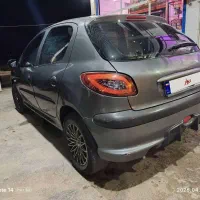 پژو 206