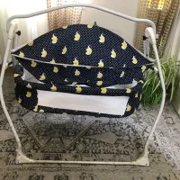 تخت و تاب نوزاد