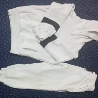 هودی و شلوار سفید
