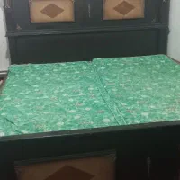 تخت خواب دونفره، میز آرایش و دوعدد پایه تختی|تخت و سرویس خواب|تبریز, |دیوار