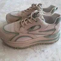 کفش اسپرت کتونی