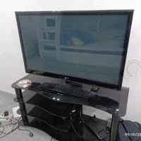تلویزیون ال جی کره  و میز