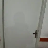 در چوبی اتاق خواب