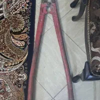 قیچی|ابزارآلات|رباط‌کریم, رباط‌کریم|دیوار