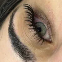 خدمات اکستنشن مژه و لیفت با قیمت قبل تااخراین هفته