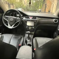 جک J5 اتوماتیک 1800cc، مدل ۱۳۹۳
