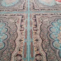 4عدد قالی و6تا پشتی