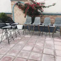 ۶ عدد صندلی پایه بلند در حد نو