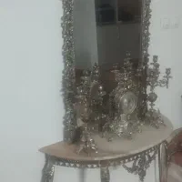 آینه و شمعدان|آینه|کن, |دیوار