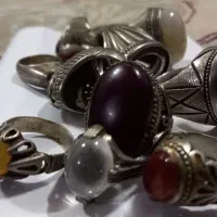 ۱۰ انگشتر نقره رکاب سنگین و سبک
