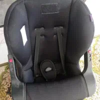 صندلی ماشین نوزاد