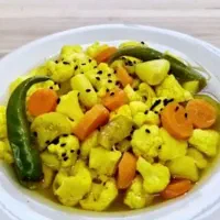 ترشی خونگی خوش طمع کیلویی