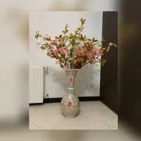 گلدان کنار سالنی 65 سانت با هشت شاخه گل مصنوعی