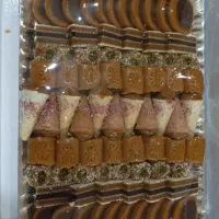 حلوای مراسم وخرمای مراسم