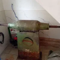 یک عدستگاه پرداخت ویک عددپمپ باد