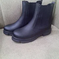 فروش انواع بوت شیک و زیبا و راحت زنانه و دخترانه