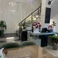 باریستا خانم یا آقا