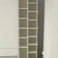 کتابخانه و میز تی وی