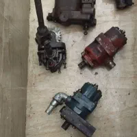 بغل گیربکس ماک و پمپ هیدرولیک ترک|قطعات یدکی و لوازم جانبی|رشت, رشتیان|دیوار