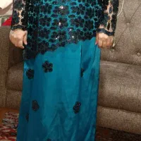 یک عدد پیراهن مجلسی سایز ۴۴ تا ۴۶