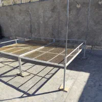 تخت آهنی نو نو