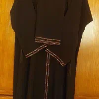 مانتوی عبایی مشکی جلو بسته دوخت عمان با شال ست نو