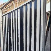 درب حیاط ماشین رو۵عدد پنجره پاچلاغی ونردبان