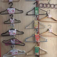 چوب‌لباسی باکیفیت.خریدمستقیم ازتولیدکننده