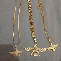 گردنبد فروهر و دستبند قلبی