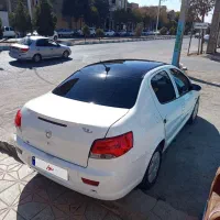 رانا پلاس سقف شیشه ای|خودرو سواری و وانت|کرمان, |دیوار