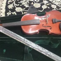 ویلن آک|ویولن|کلاله, |دیوار