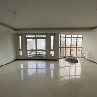 ۱۷۶مترطبقه‌آخرنورگیرعالی/چشم اندازجذاب/دسترسی‌عالی