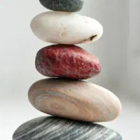 کارشناسی سنگ‌های قیمتی، انگشترخاص،طلا مشاوره تخصصی