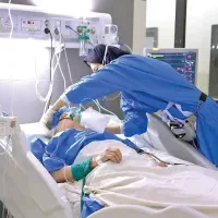 خدمات پرستاری و طب سنتی در منزل