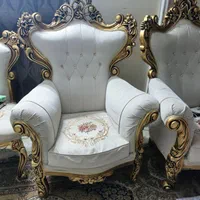 مبل سلطنتی 9 نفره به همراه سه عدد میز چوبی|مبلمان خانگی و میز عسلی|مشهد, حسین‌آباد|دیوار