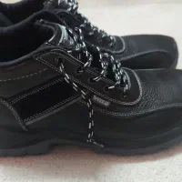 کفش ایمنی ساتر|کیف، کفش، کمربند|ساوه, |دیوار