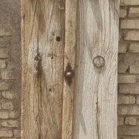 درب چوبی قدیمی