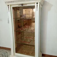 بوفه و ساعت ایستاده