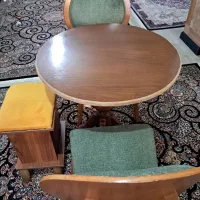 میز ناهار خوری دونفره با صندلی کوچیک